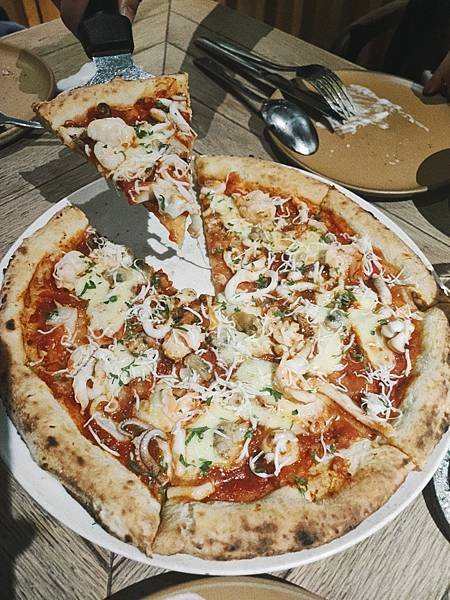 來去吃 - 胡志明市Pizza 4P&apos;s義式餐廳初體驗