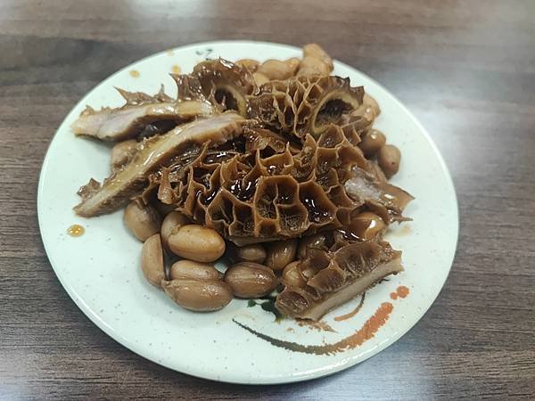 來去吃 - 台北市信義區永春站 小陳牛肉麵