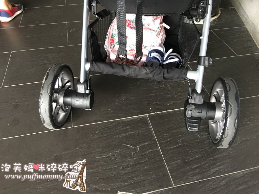 Britax B-Agile 3 &amp; B-Safe 35 Elite Travel System 2016+餐盤