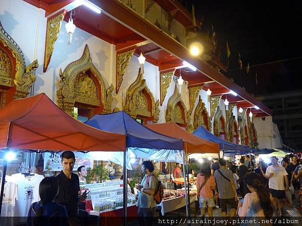 D02-324-Wat Phan On.jpg