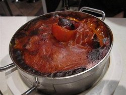 豬扒飯看起來不可口~還可以接受~晚餐我們都隨便點的