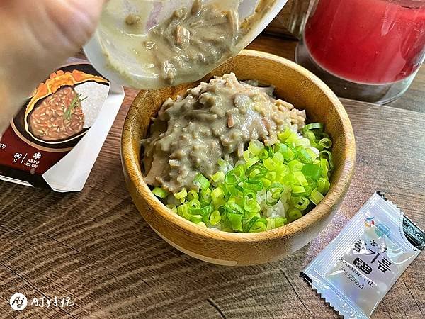 超商買什麼？｜江原道雪蟹蟹膏｜全家便利商店｜超下飯「白飯小偷