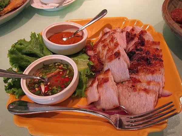 檸檬考烤豬肉.JPG