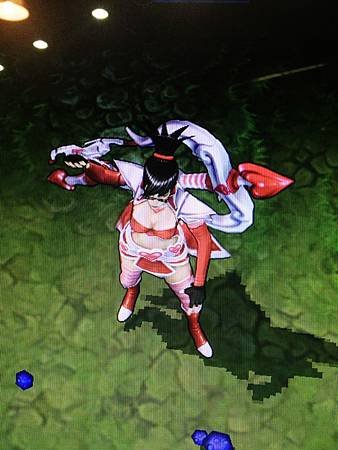 578773185