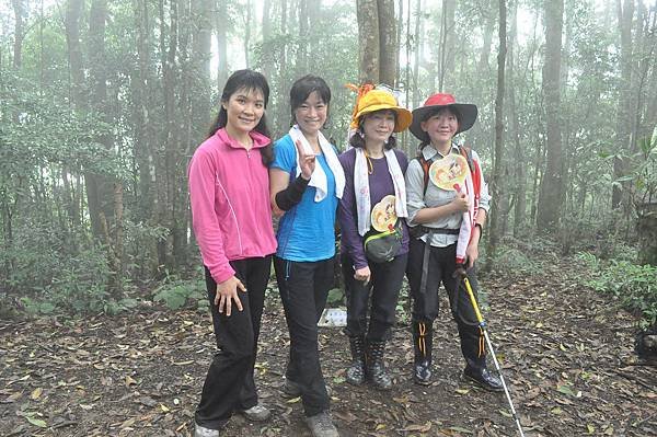 二訪高島田山 – 順探小錦屏溫泉