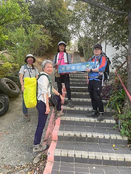 浪漫台3線樟之細路: 首訪獅山古道 - 夜抵南庄老街