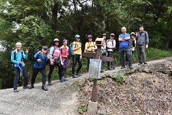 完走出關古道 - 勇登關刀山