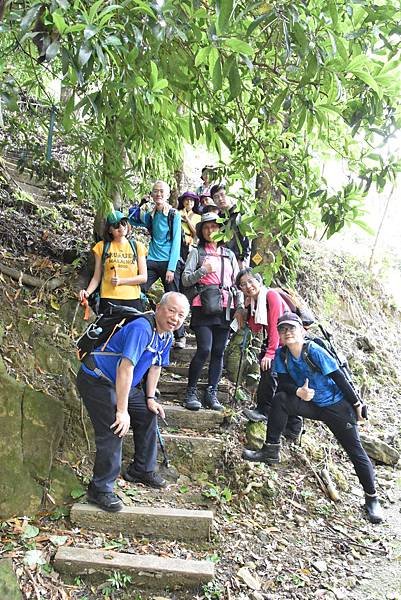 完走出關古道 - 勇登關刀山