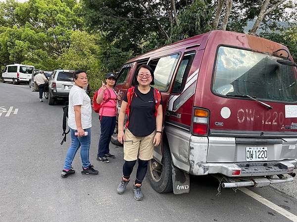 五月阿里山鐵路 - 初夏螢火蟲之旅: 迷糊步道竹林行 - 藍