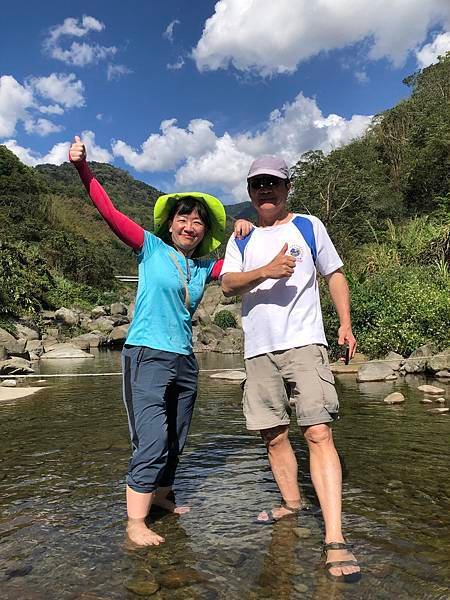 五月阿里山鐵路 - 初夏螢火蟲之旅: 迷糊步道竹林行 - 藍