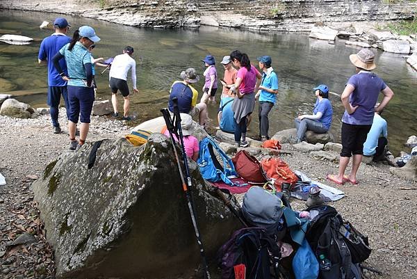 北勢溪古道走至灣潭 - 炎炎夏日溪邊野餐避暑