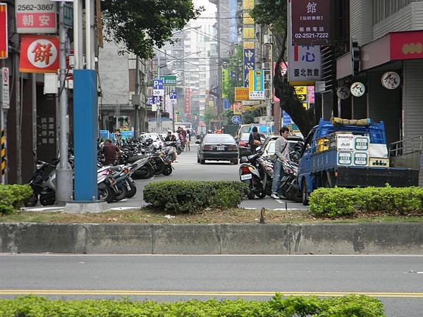 7.中山北路華陰街口