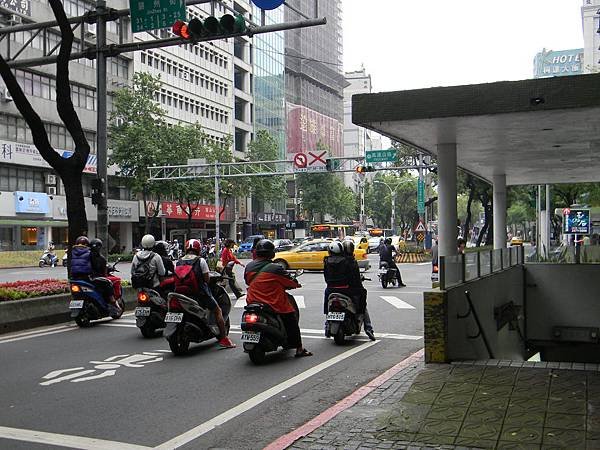 27.中山北路錦州、錦西街口