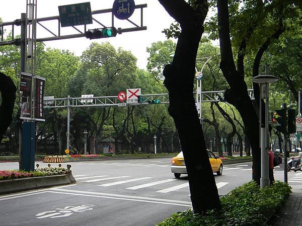 45.中山北路德惠街口