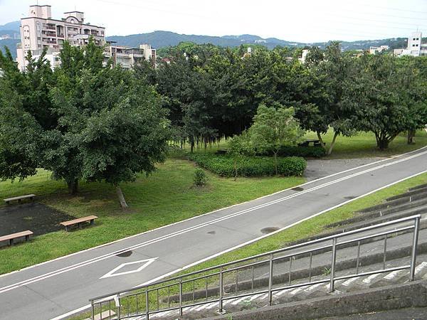 39.外雙溪河堤公園