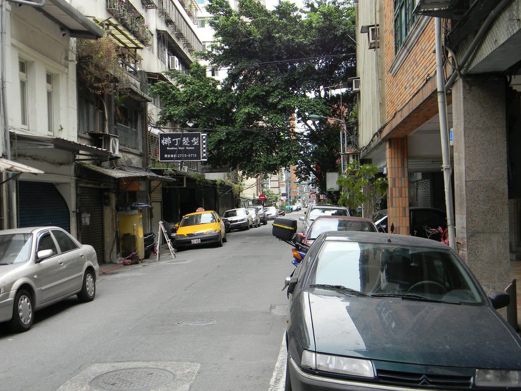 文昌街一景(敦化南路以東).JPG