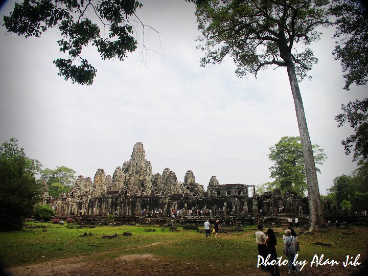 02-1Bayon