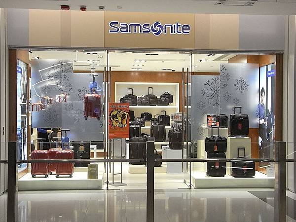 1280px-HK_TST_K11_mall_42_shop_Samsonite_leather_bags.JPG