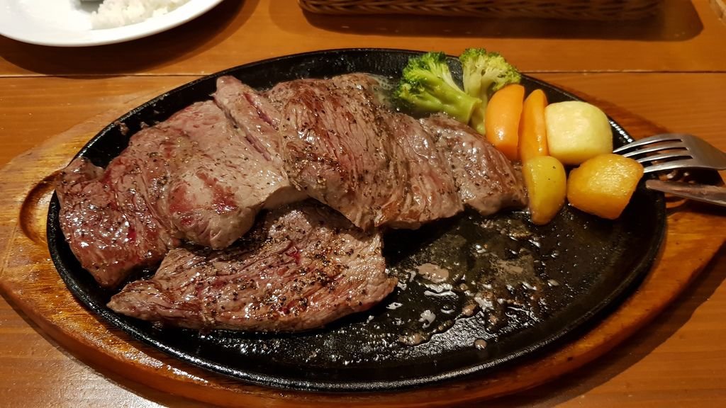 Jumbo Steak Han%5Cs-3.jpg