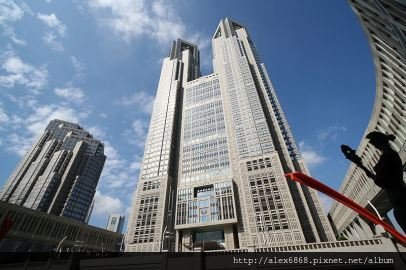 tokyo-metropolitan-government-building