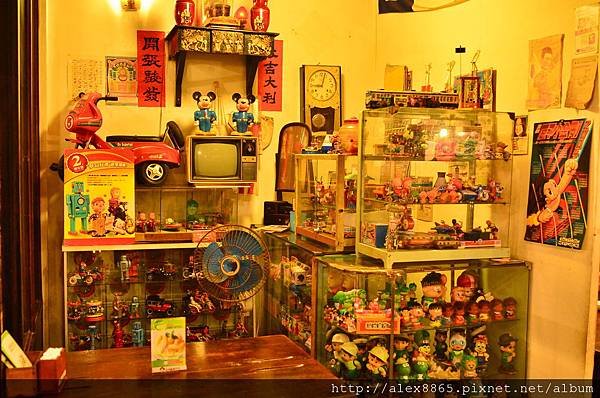 玩具店.jpg