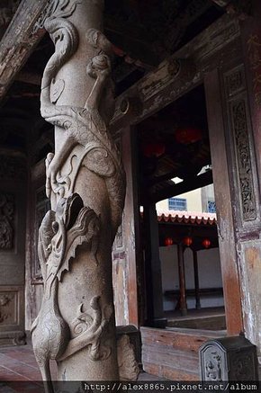 左石柱.jpg