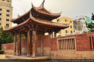 龍山寺-2.jpg