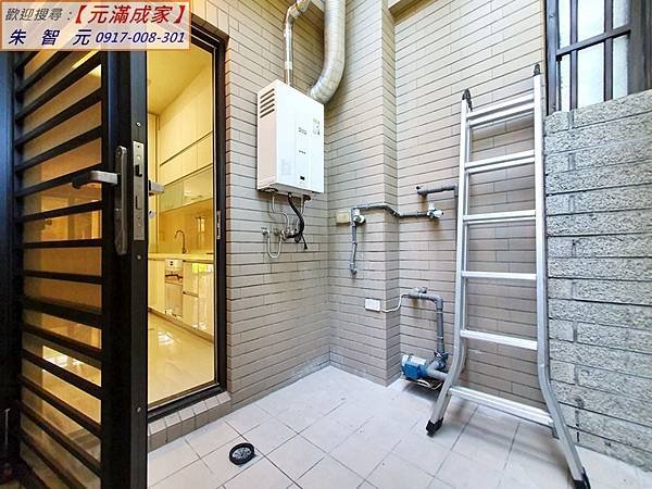 東大朗擎天絕佳品味庭院美別墅 (5).jpg