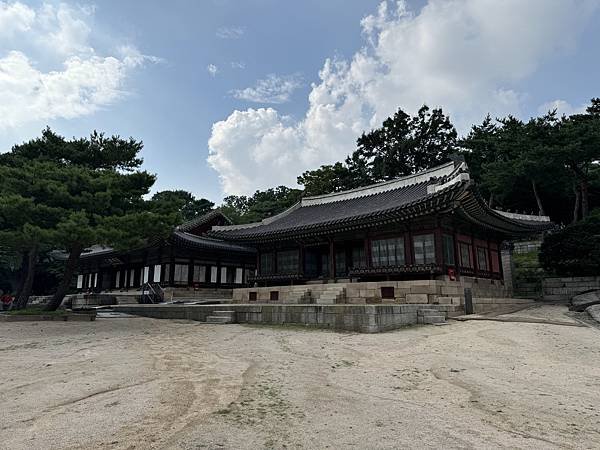 (韓國首爾) 朝鮮時期五大宮闕之一的「慶熙宮」(경희궁)