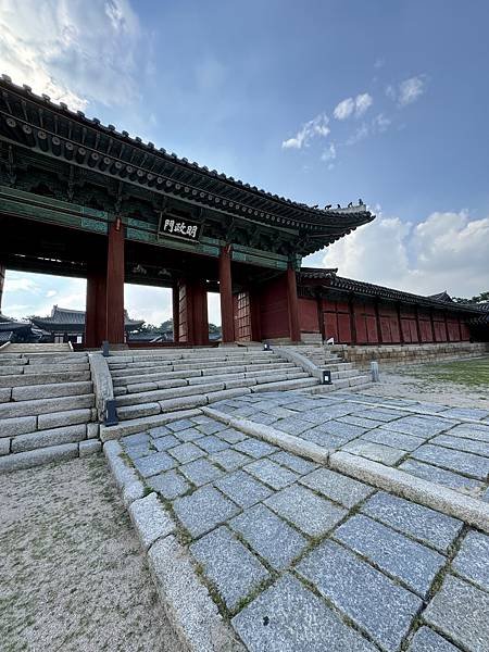 (韓國首爾) 朝鮮時期五大宮闕之一的「慶熙宮」(경희궁)