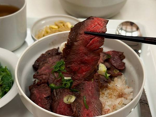 台南中西區_Okawari 㕩の食事處 台南人氣燒肉㕩肉鋪開