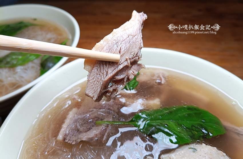 【永和美食】『權仔鴨肉冬粉』永和在地古早味小吃/老饕吃法鴨肉