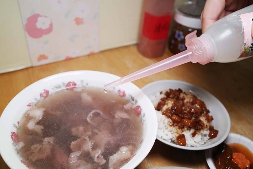 【台南美食】『西羅殿牛肉湯』近台南轉運站/台南人的早餐/米其