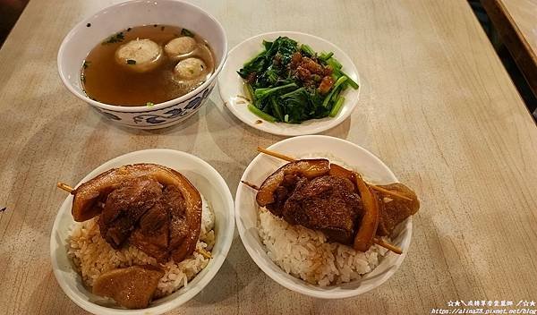 阿章阿本爌肉飯