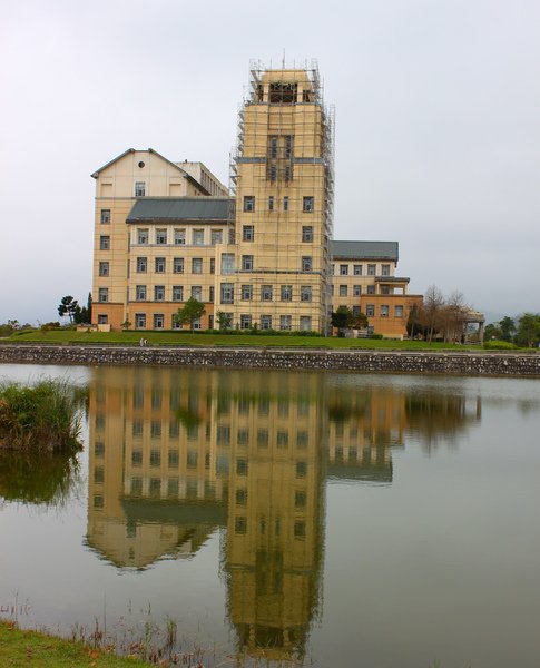 東華大學 