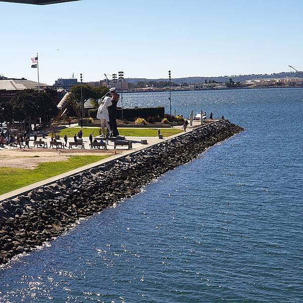 過年LA行：&lt;D8&gt; 聖地牙哥行:賞鯨、USS Midway