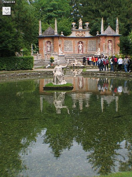 2009-06-10 10_0013Hellbrunn.jpg