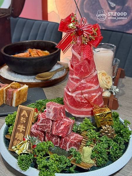 台中美食｜最浮誇的燒肉店推出聖誕節限定套餐！『山鯨燒肉』