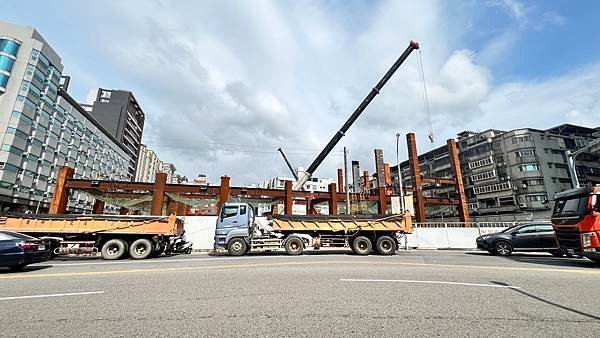 新竹之昇，建林工業，食品路上麗池公園第一排全新建案  最新房