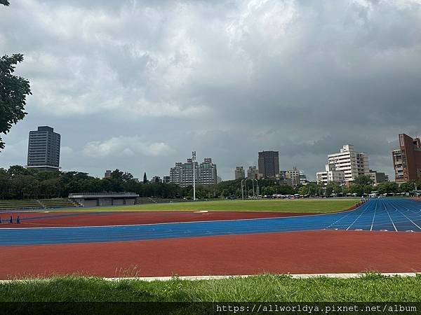 LINE_ALBUM_麗池公園金正大3+1房_240928_14.jpg