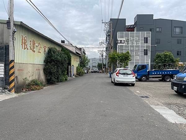 新竹牛埔工業地廠房  地型方正大面寬