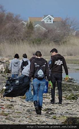 beach cleanup-5.jpg