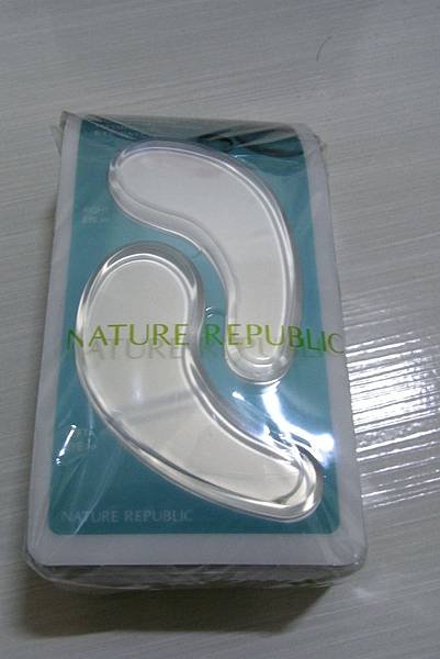 Nature Republic 10片海洋膠原補水眼凍膜 - ₩25000