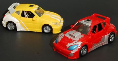 cliffjumper-and-bumblebee-classics-alts