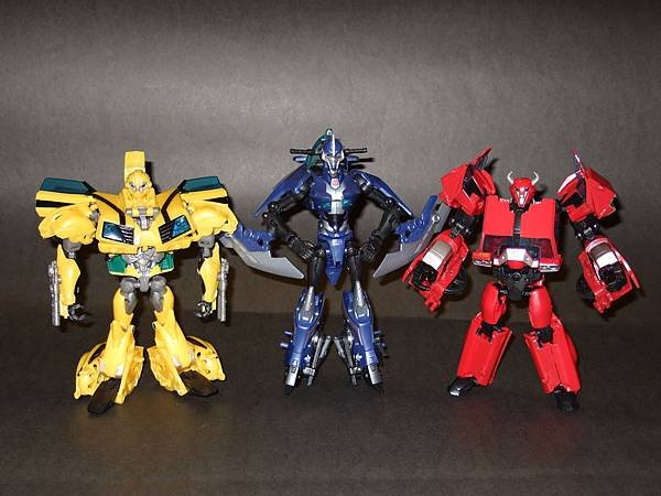 變形金剛領袖之證TFP Transformers Prime Hasbro Deluxe Cliffjumper Bumblebee_DSCF1202