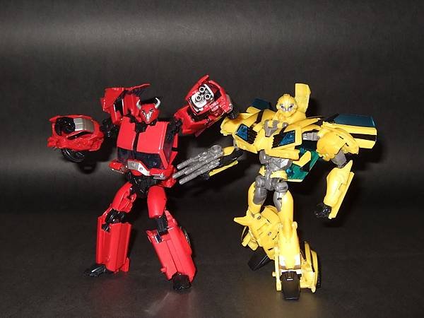 變形金剛領袖之證TFP Transformers Prime Hasbro Deluxe Cliffjumper Bumblebee_DSCF1224