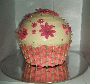 1212 Chloe cupcake 3.jpg