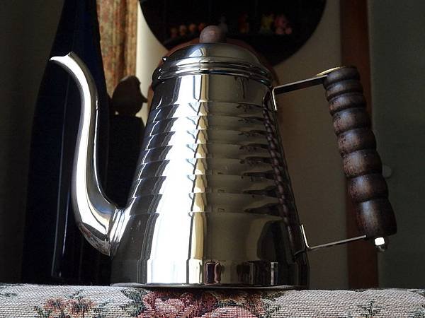 Kalita ウェーブポット 不銹鋼波浪紋鶴嘴手沖壺