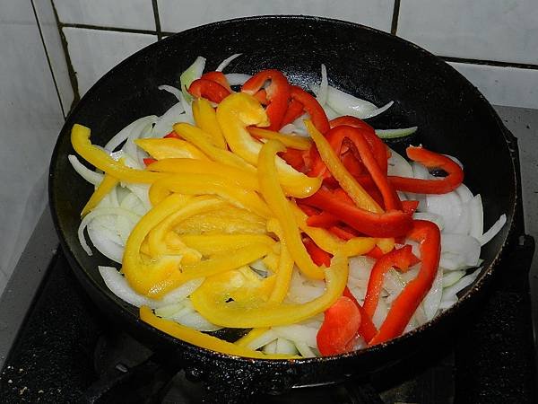 油醋甜椒彩椒下鍋