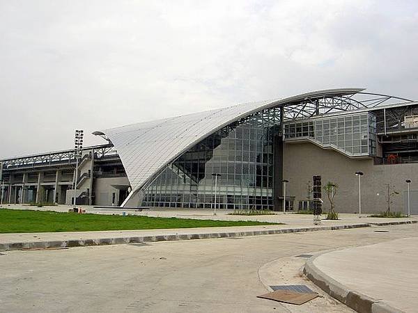 高鐵│清水模建築_1
